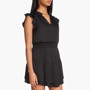 Steve Madden Prairie Dreams
Tiered Cap Sleeve Minidress